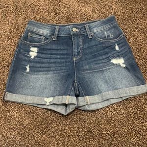 Stretchy jean shorts